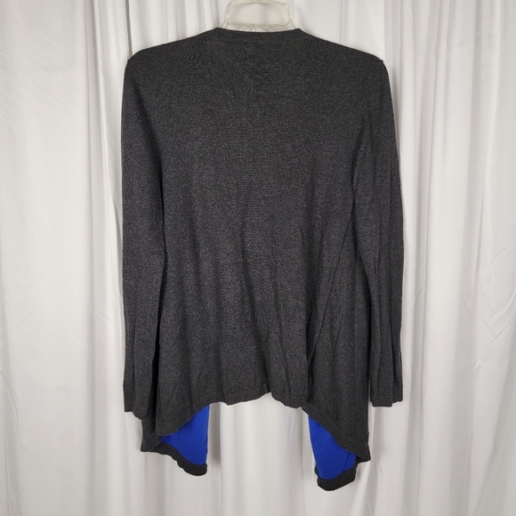 Color Block Sweater - Picture 3 of 4